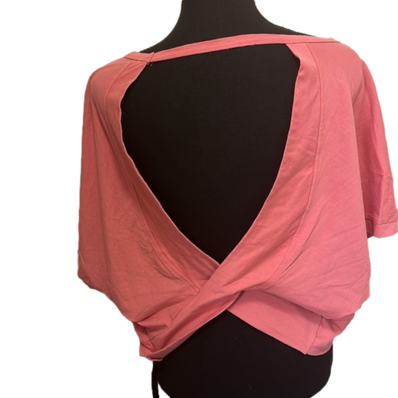 Refuge Pink Top NEW - Picture 1 of 5